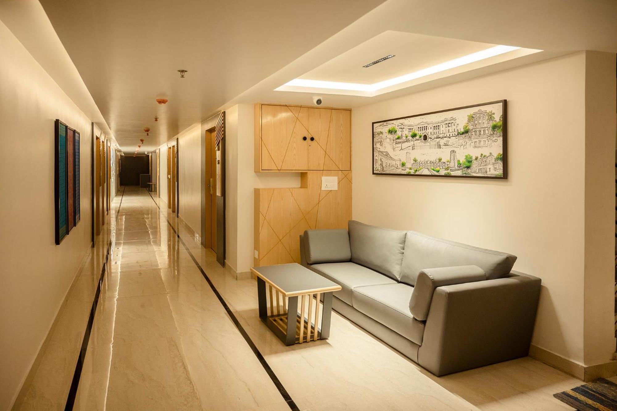 Hotel Lake View Baharampur Экстерьер фото